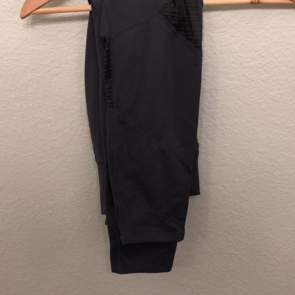 Dark Grey Leggings